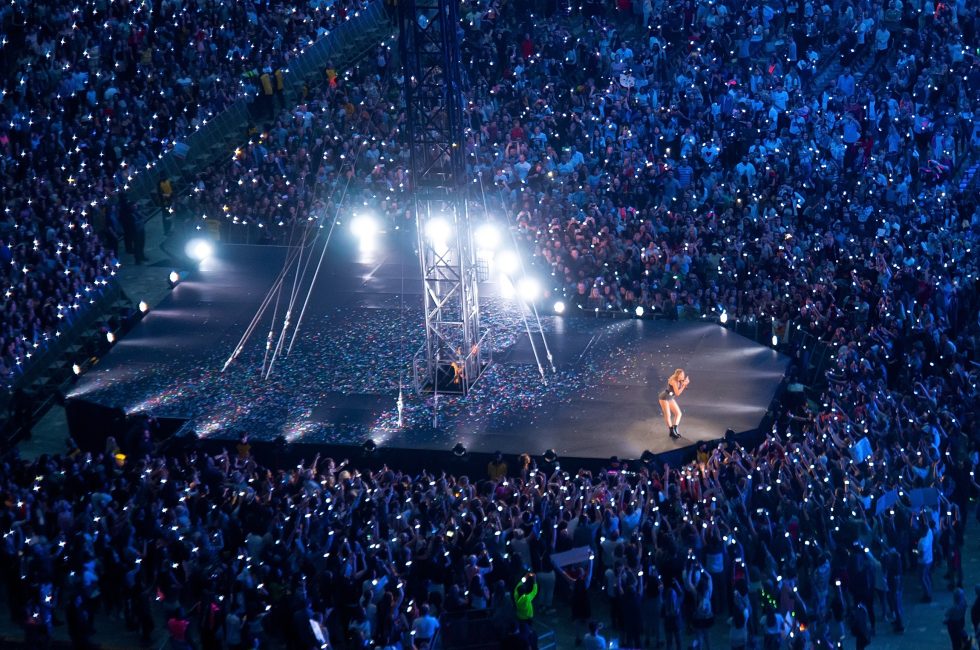 Koncert Taylor Swift ve Webley Stadium. Foto: Shutterstock, Autor: Christian Bertrand