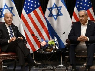 Americký prezident Joe Biden a izraelský premiér Benjamin Netanjahu na zasedání izraelského válečného kabinetu v Tel Avivu, 2023. Foto: Shutterstock, Autor: Prashant Raj Singh