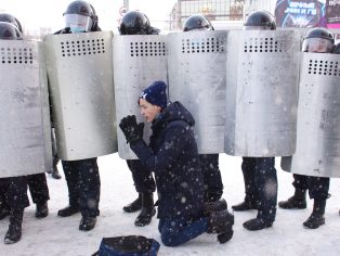 Demonstrace proti zatčení Alexeje Navalného v ruském Barnaulu | Foto Jonas Petrovas/Shutterstock