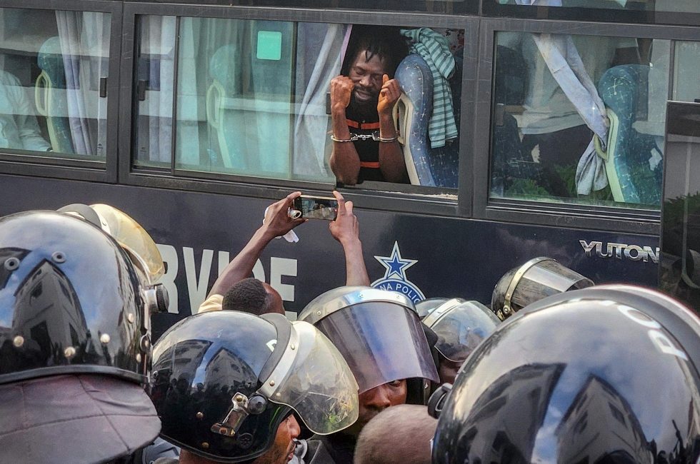 Zatečný demonstrant proti těžbě zlata v Ghaně | Foto: Delali Adogla-Bessa/Shutterstock