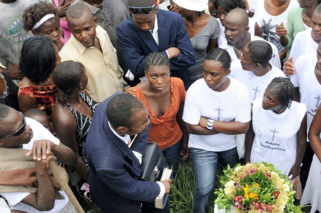 Pohřební procesí na Haiti | Foto: Arindam Banerjee/Shutterstock