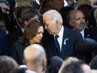 Viceprezidentka Kamal Harris a prezident Joe Biden | Foto: Lev Radin/Shutterstock