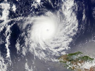 Satelitní snímek cyklonu Chido | Foto: Národní úřad pro oceán a atmosféru