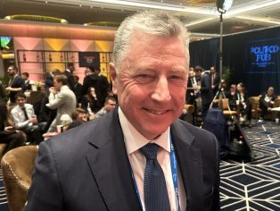 Kurt Volker na Mnichovské bezpečnostní konferenci | Foto: Vojtěch Boháč / Voxpot